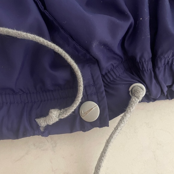 Vintage Nike Windbreaker 8-10 year old - Picture 6 of 9